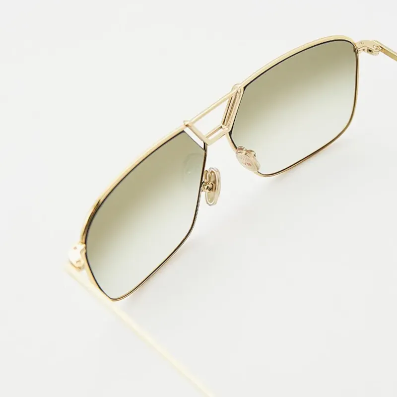 Victoria Beckham VB204S 713  Фото 3
